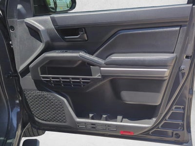 2024 Toyota Tacoma 2WD 2WD SR5 Double Cab 5' Bed AT (Natl)