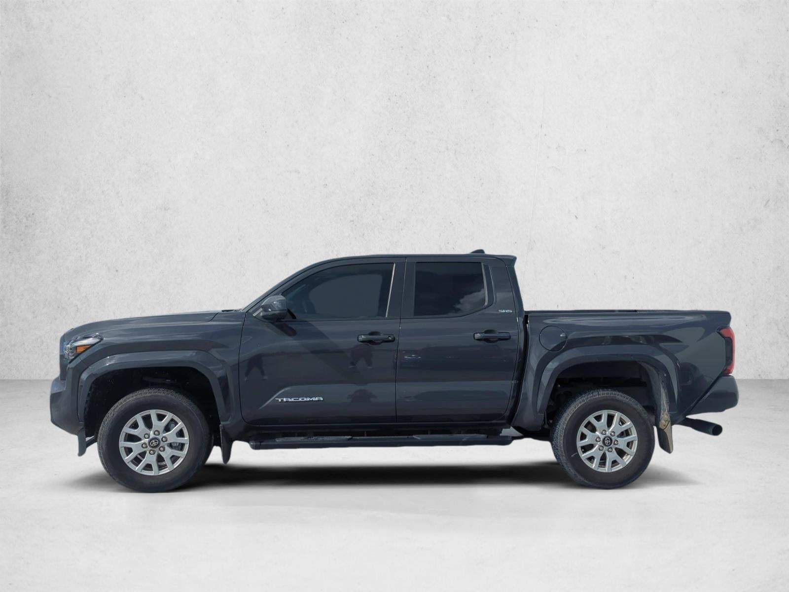 2024 Toyota Tacoma 2WD 2WD SR5 Double Cab 5' Bed AT (Natl)