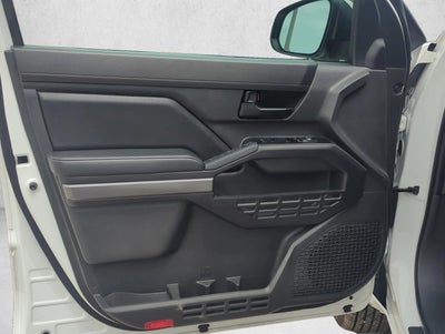 2024 Toyota Tacoma 2WD 2WD SR5 Double Cab 5' Bed AT (Natl)