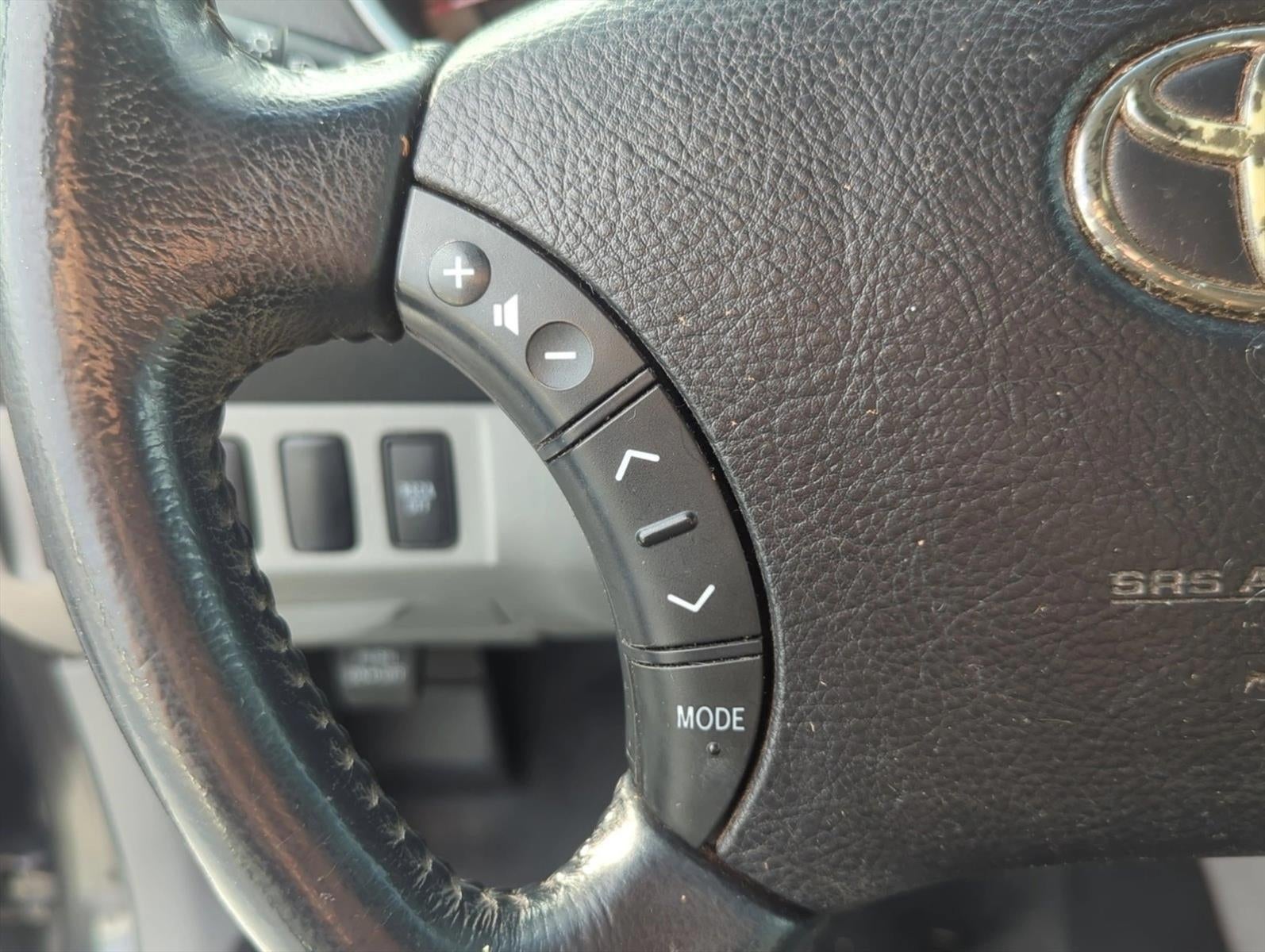 2011 Toyota Tacoma 4WD Double Cab Short Bed V6 Automatic (Natl)