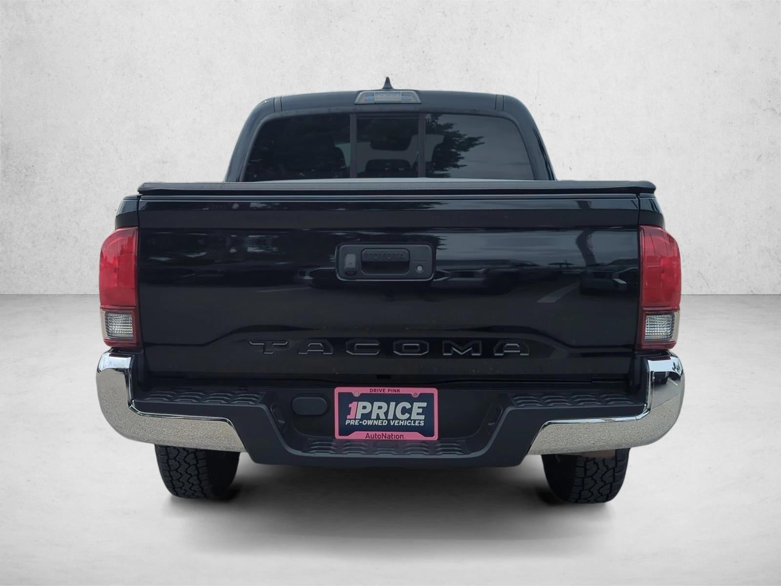 2022 Toyota Tacoma 2WD 2WD SR5 Double Cab 5' Bed I4 AT (SE)