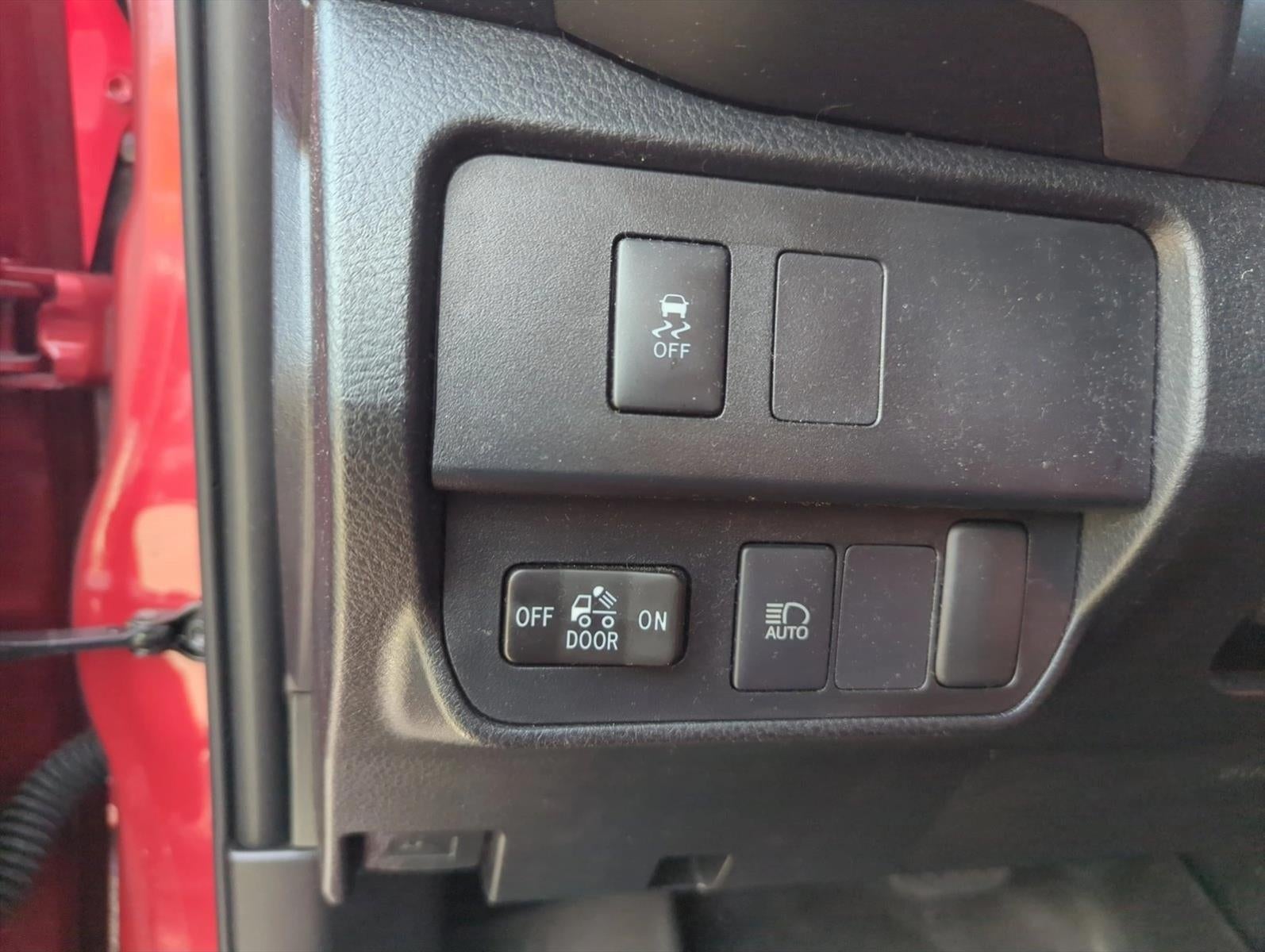 2021 Toyota Tacoma 2WD 2WD SR5 Double Cab 5' Bed V6 AT (GS)