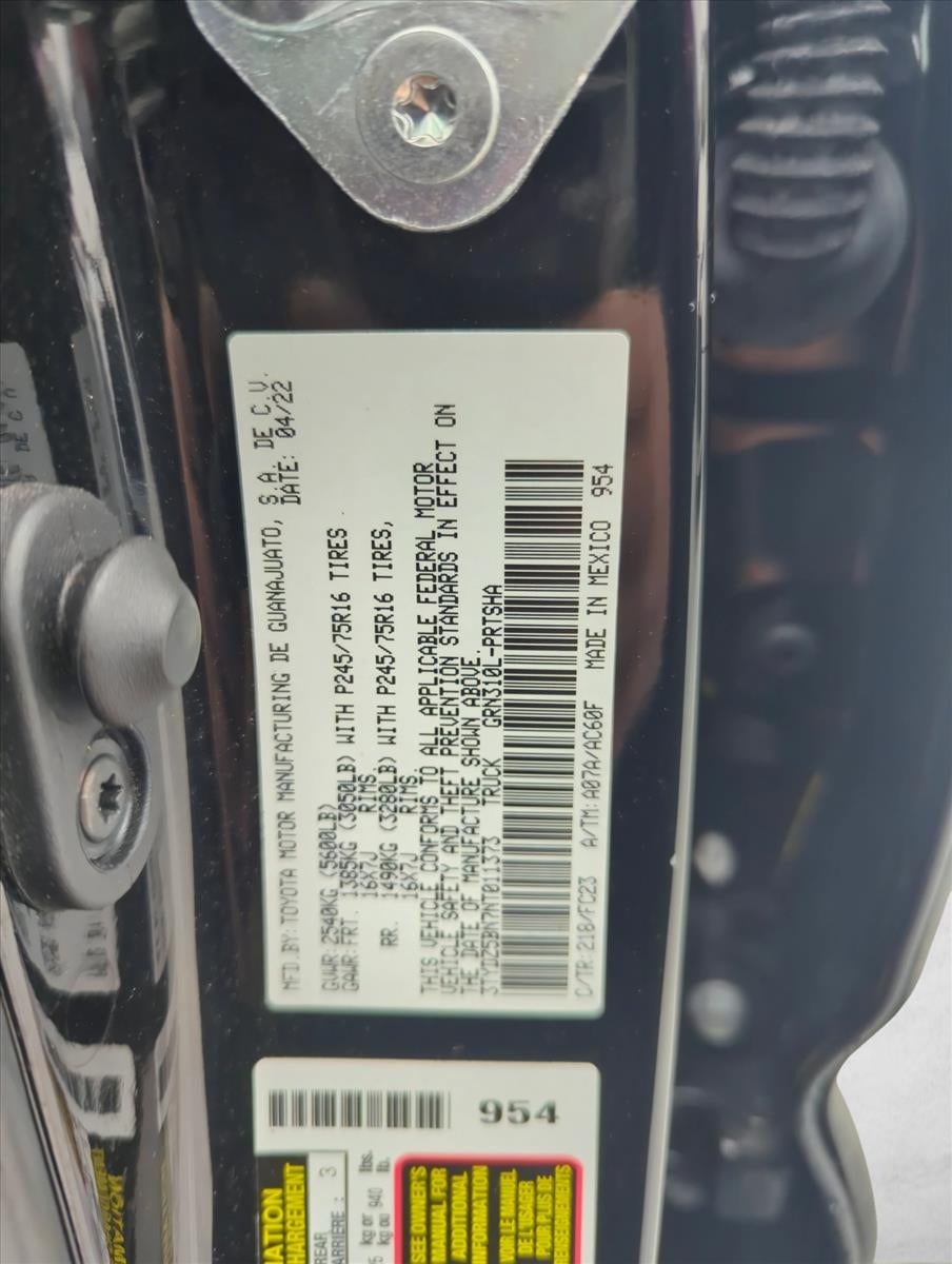 2022 Toyota Tacoma 4WD 4WD SR5 Double Cab 6' Bed V6 AT (Natl)