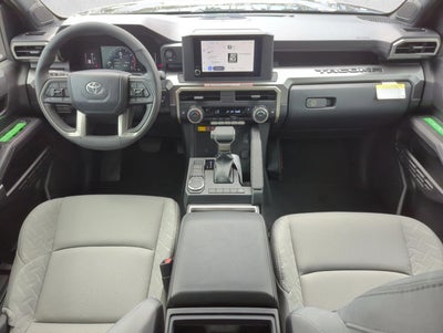 2025 Toyota Tacoma 2WD 2WD SR5 Double Cab 5' Bed AT (SE)