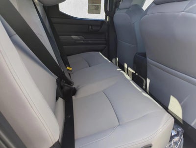 2026 Toyota Tacoma 2WD 2WD SR5 Double Cab 5' Bed AT (SE)