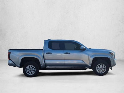 2024 Toyota Tacoma 2WD 2WD SR5 Double Cab 5' Bed AT (SE)