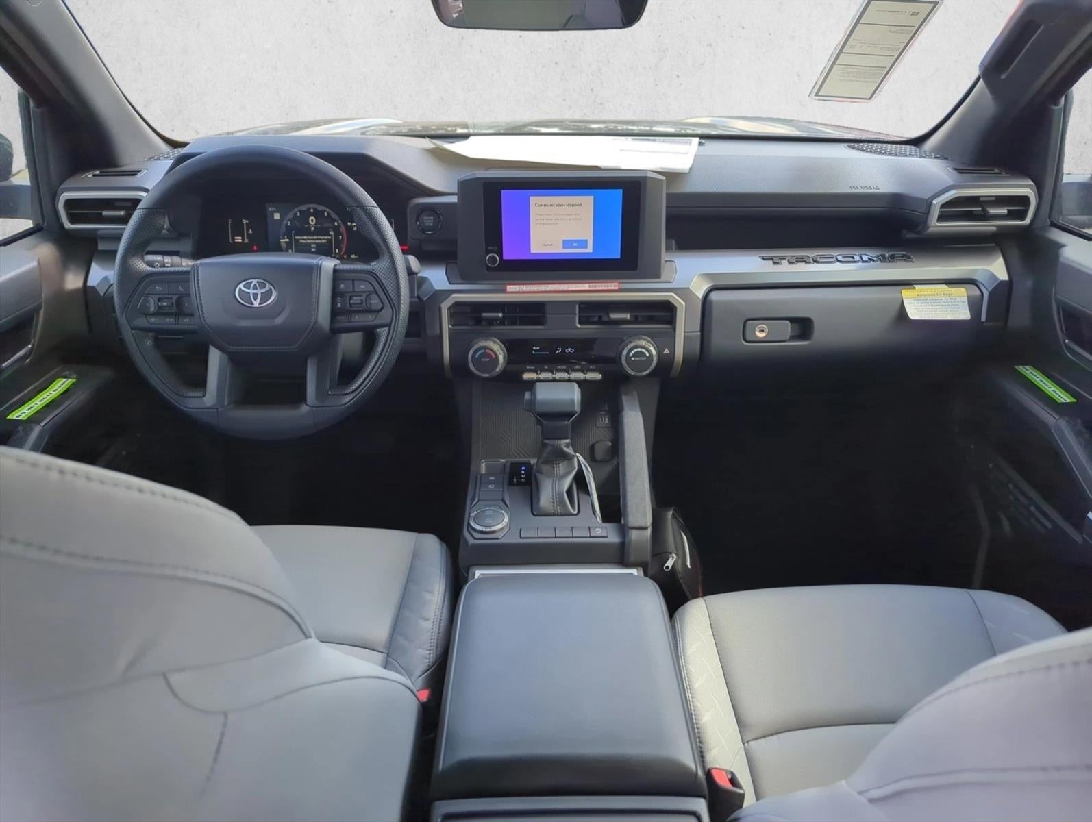 2025 Toyota Tacoma 2WD 2WD SR5 Double Cab 5' Bed AT (SE)