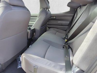 2026 Toyota Tacoma 2WD 2WD SR5 Double Cab 5' Bed AT (SE)