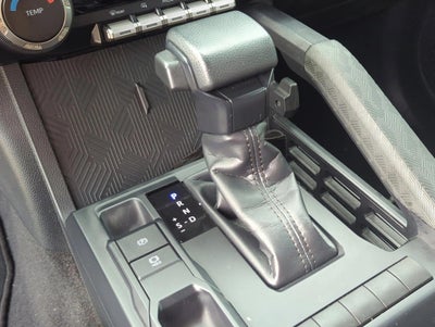 2025 Toyota Tacoma 2WD 2WD SR Double Cab 5' Bed AT (GS)