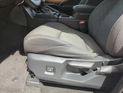 2025 Toyota Tacoma 4WD 4WD SR Double Cab 5' Bed AT (GS)