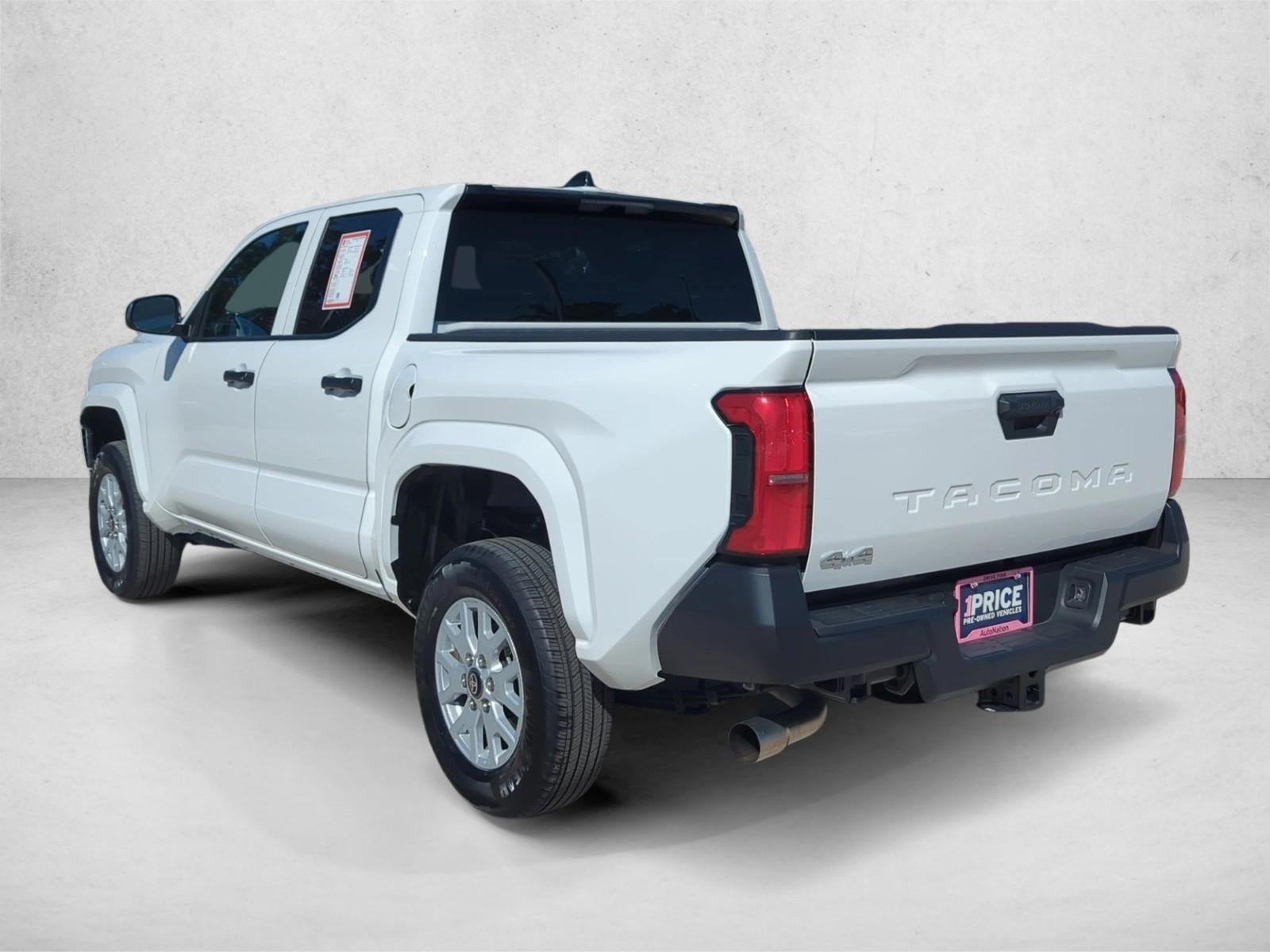2026 Toyota Tacoma 4WD 4WD SR Double Cab 5' Bed AT (GS)