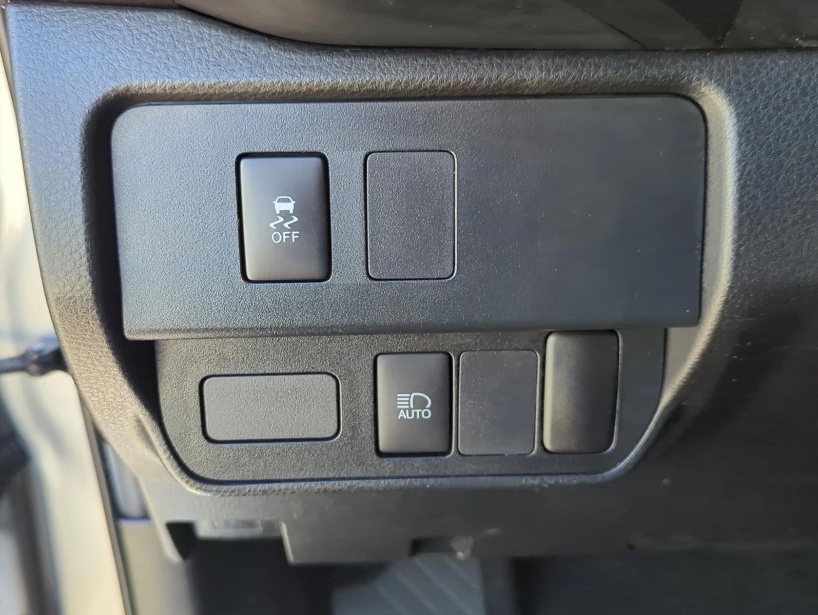 2023 Toyota Tacoma 2WD 2WD SR Access Cab 6' Bed I4 AT (GS)