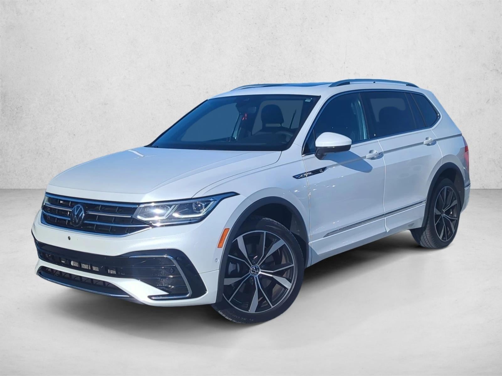 2022 Volkswagen Tiguan 2.0T SEL R-Line 4MOTION