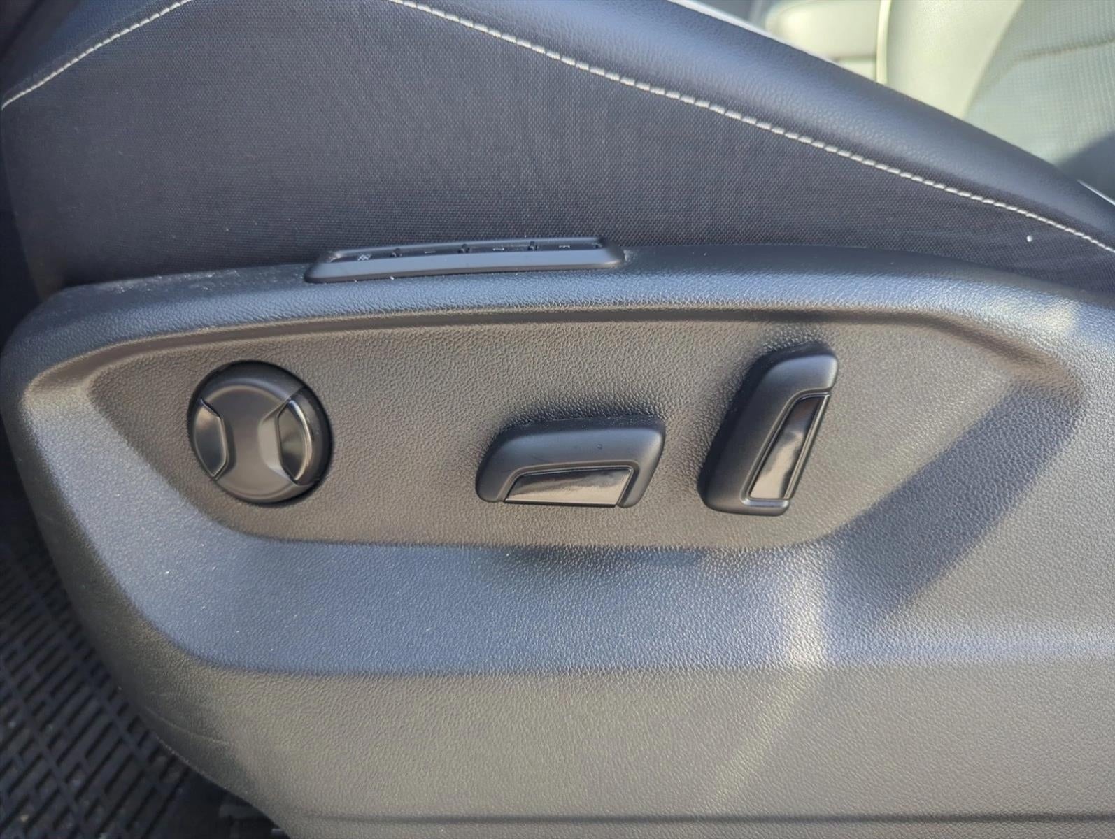 2022 Volkswagen Tiguan 2.0T SEL R-Line 4MOTION