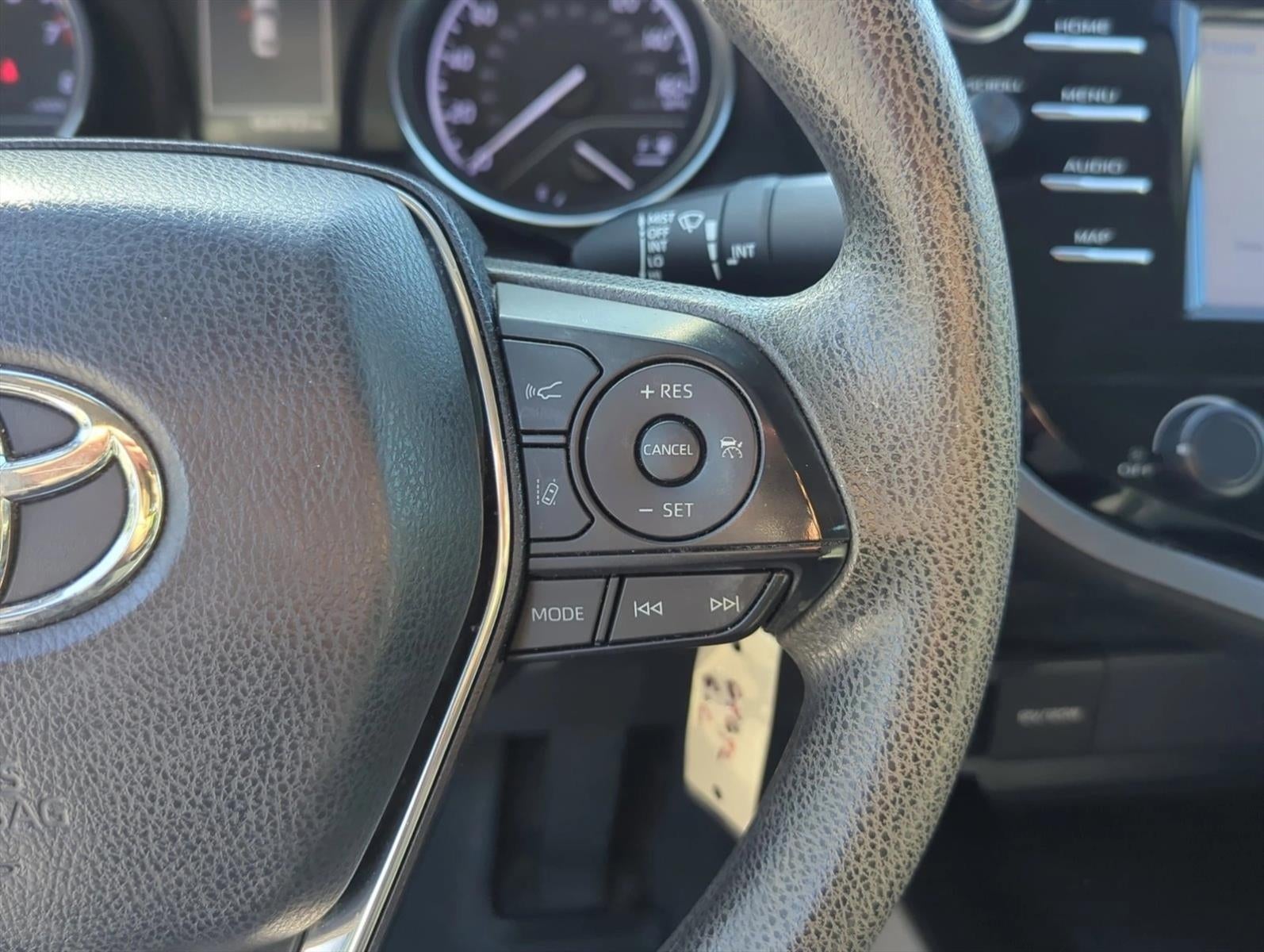 2019 Toyota Camry LE Auto (SE)