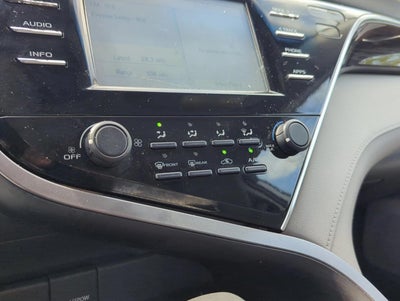 2018 Toyota Camry LE Auto (SE)