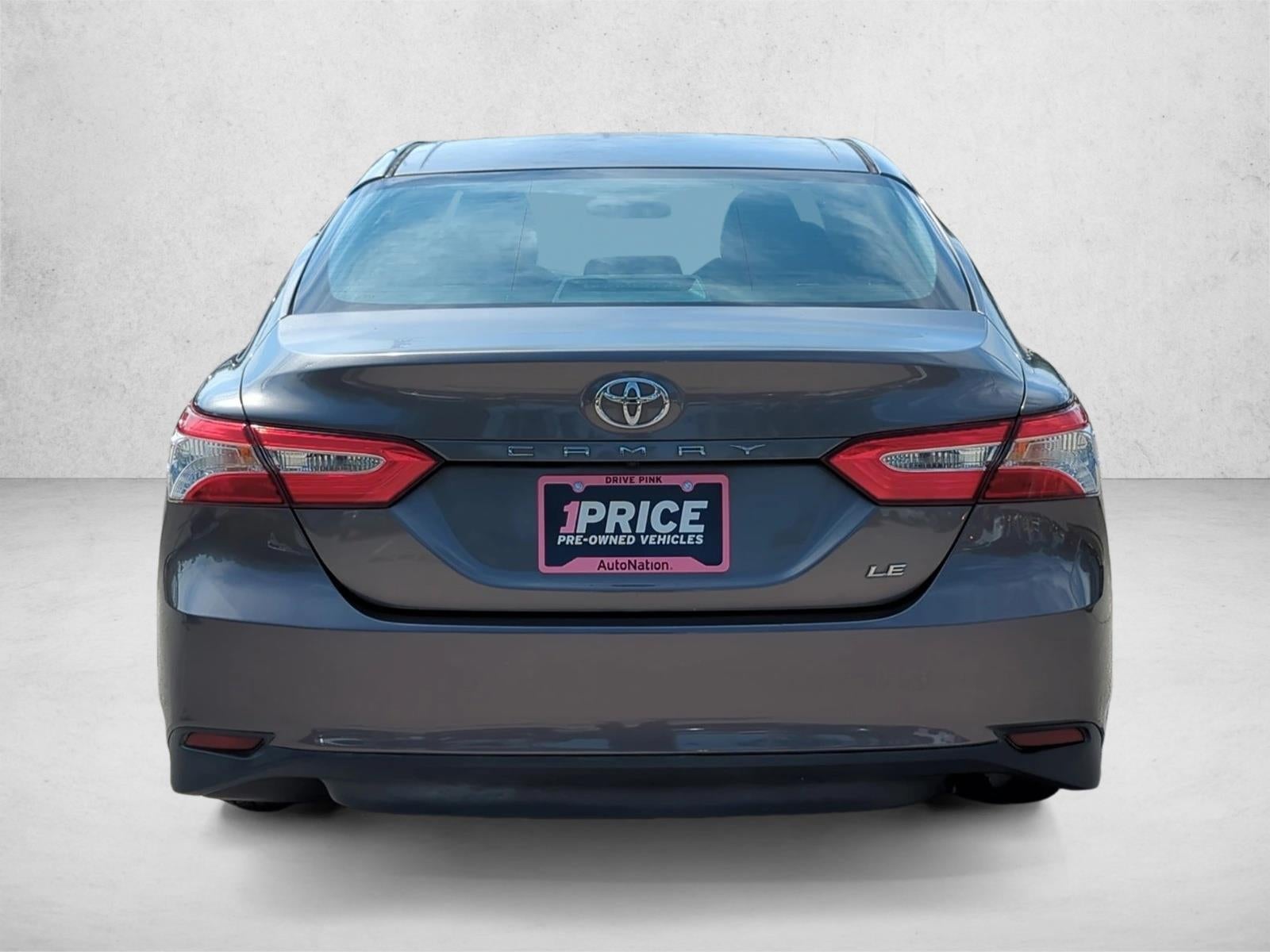2018 Toyota Camry LE Auto (SE)
