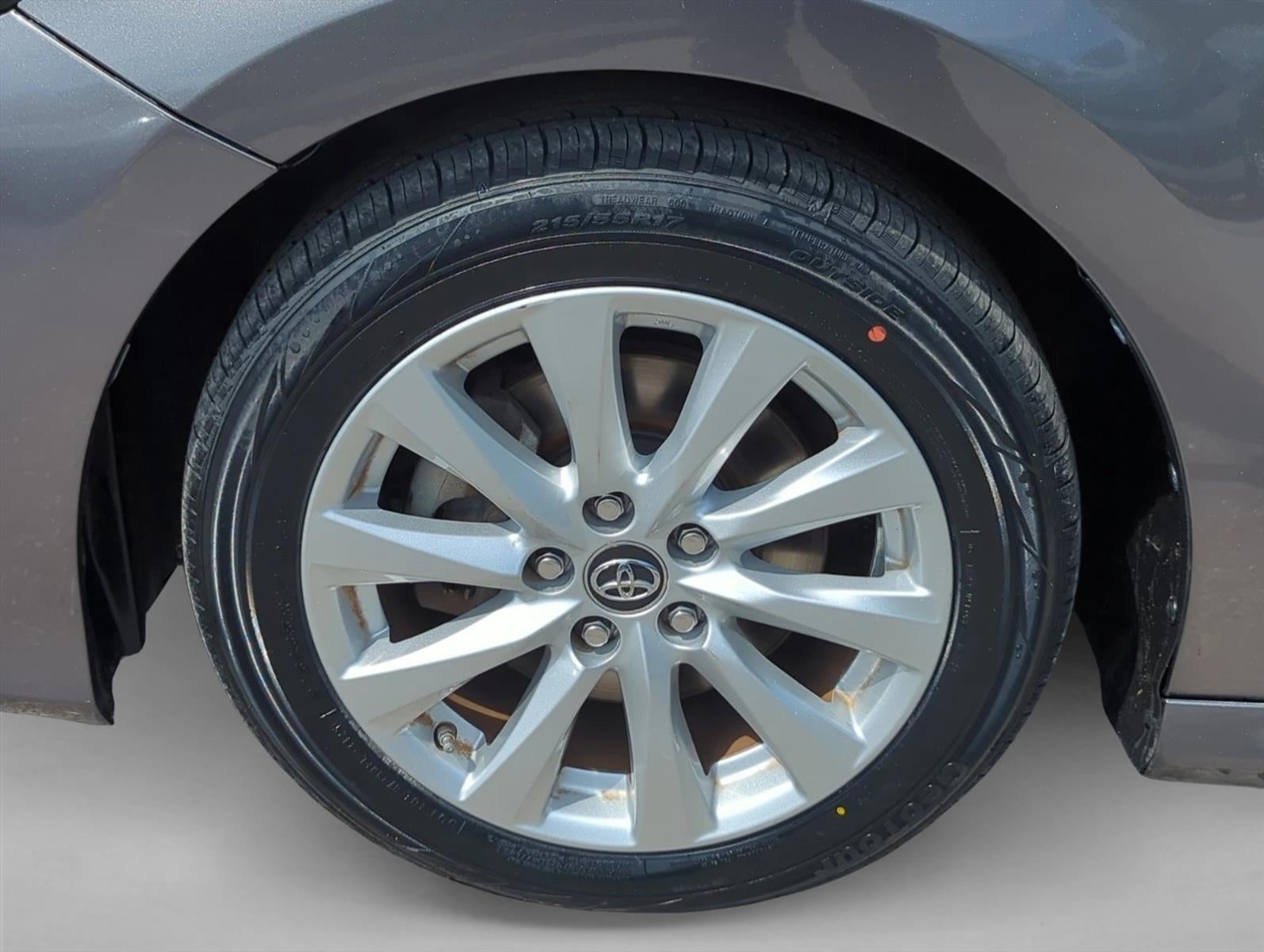 2018 Toyota Camry LE Auto (SE)