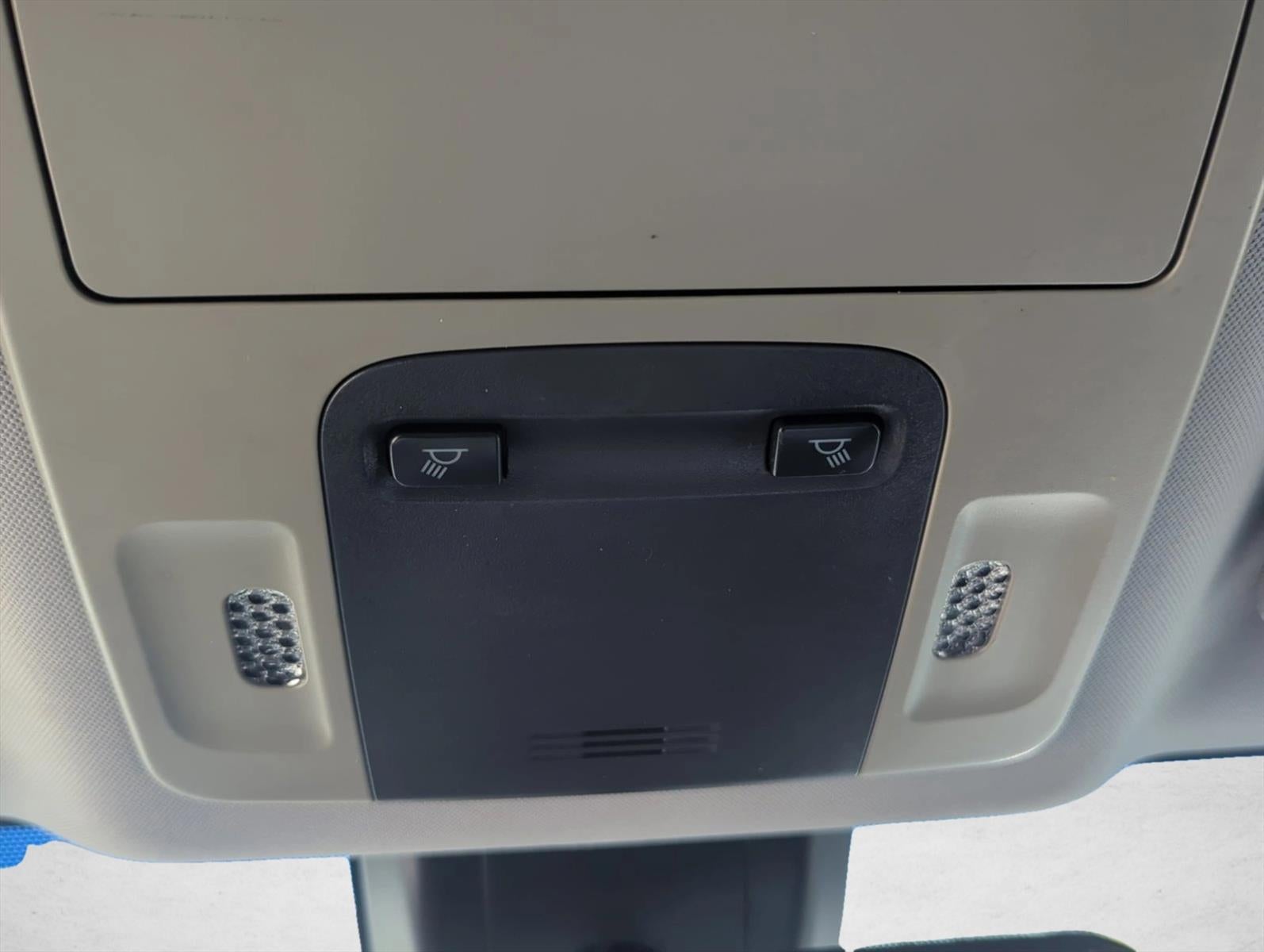 2018 Toyota Camry LE Auto (SE)