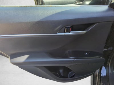 2018 Toyota Camry LE Auto (SE)