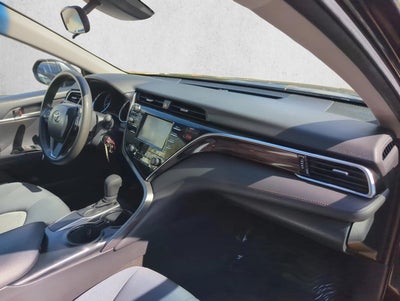 2018 Toyota Camry LE Auto (SE)