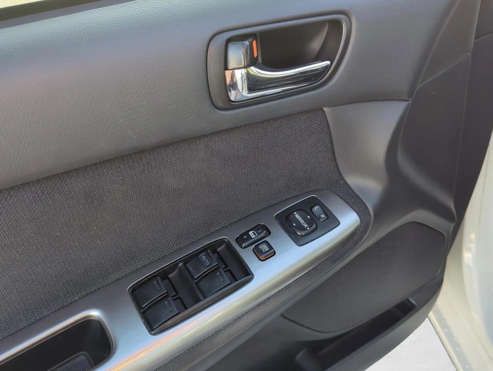 2005 Toyota Camry SE