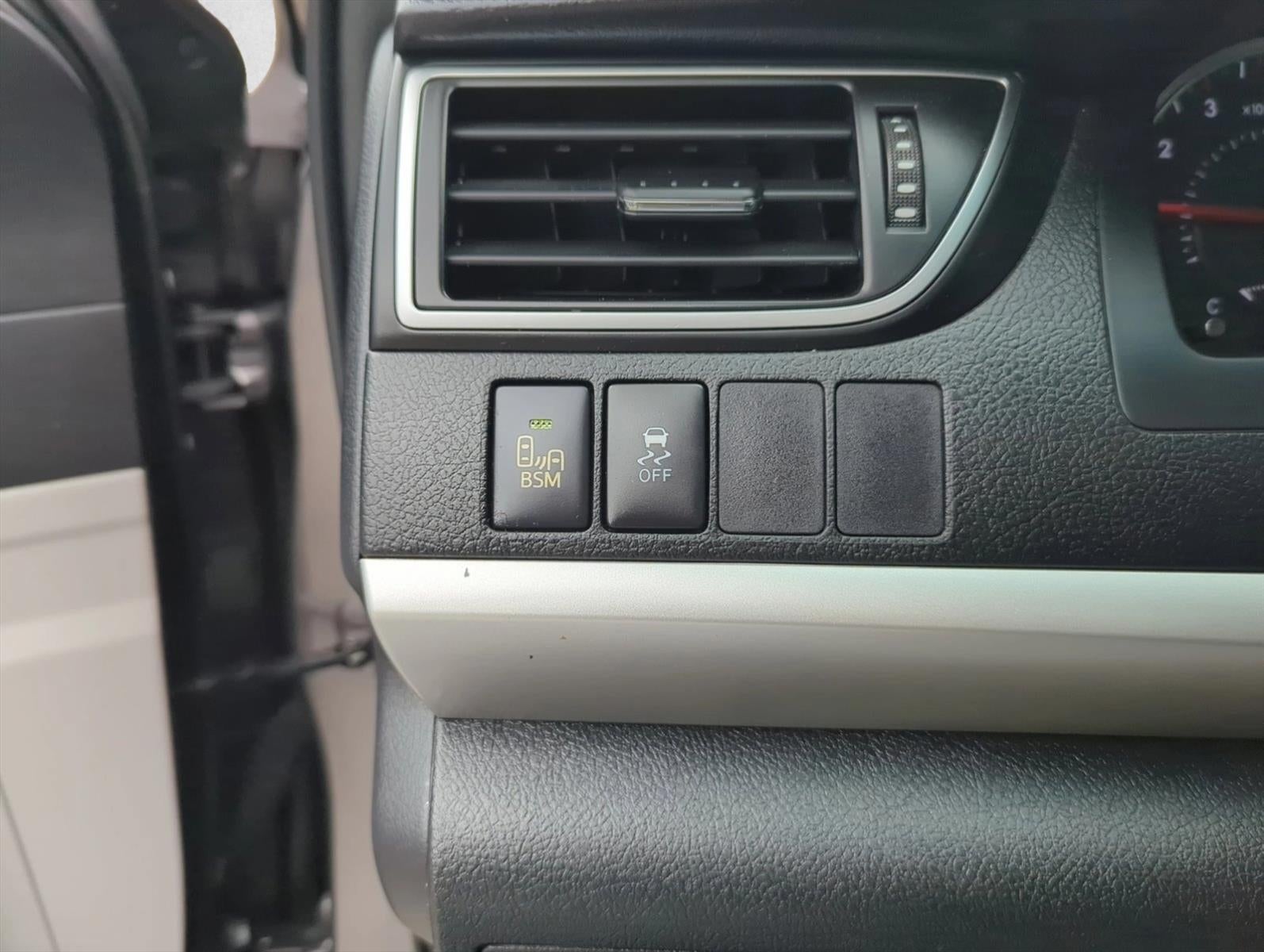 2015 Toyota Camry 4dr Sdn I4 Auto XSE (Natl)