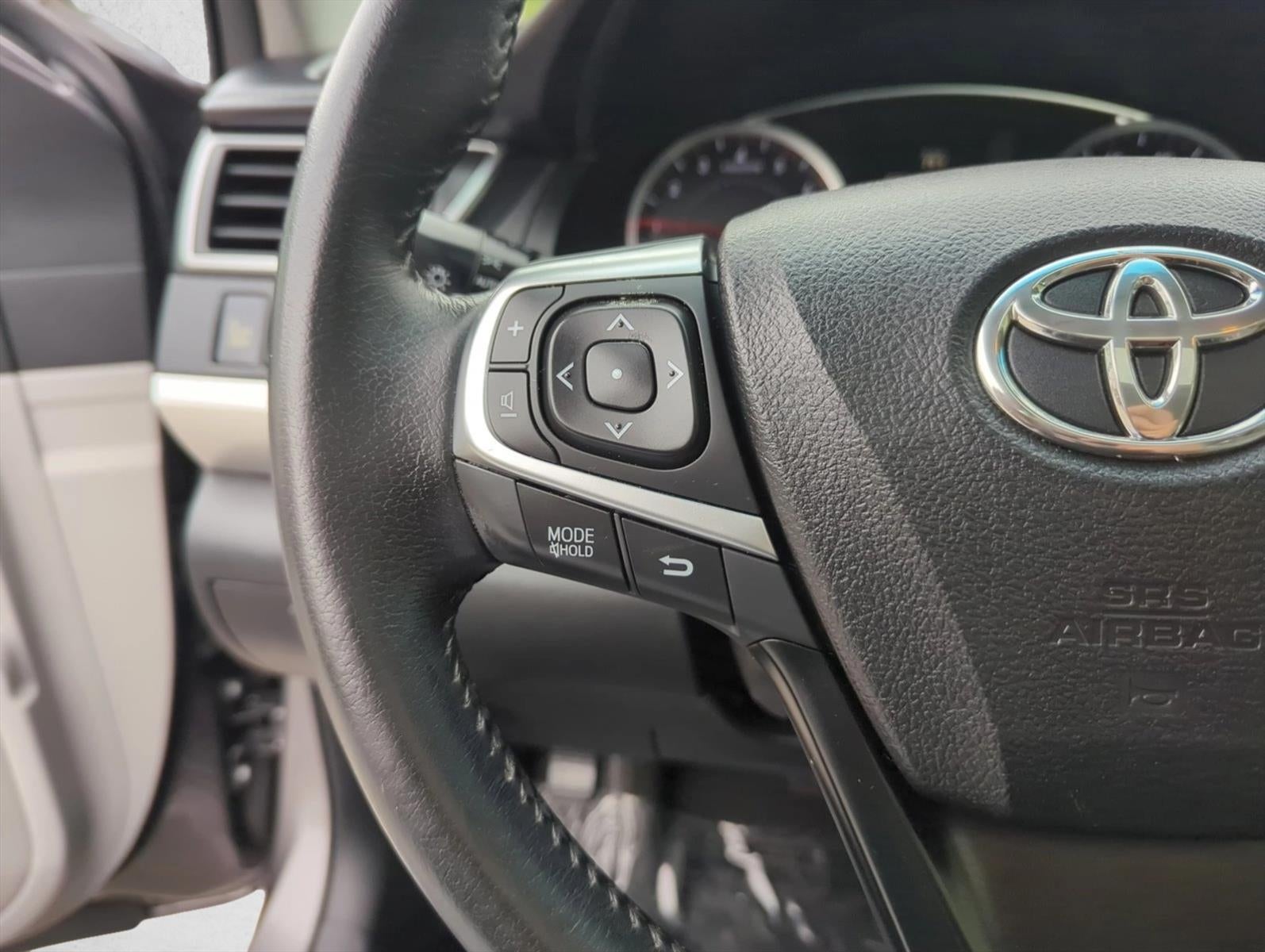 2015 Toyota Camry 4dr Sdn I4 Auto XSE (Natl)