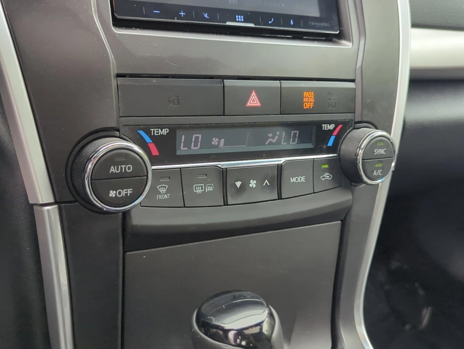 2015 Toyota Camry 4dr Sdn I4 Auto XSE (Natl)