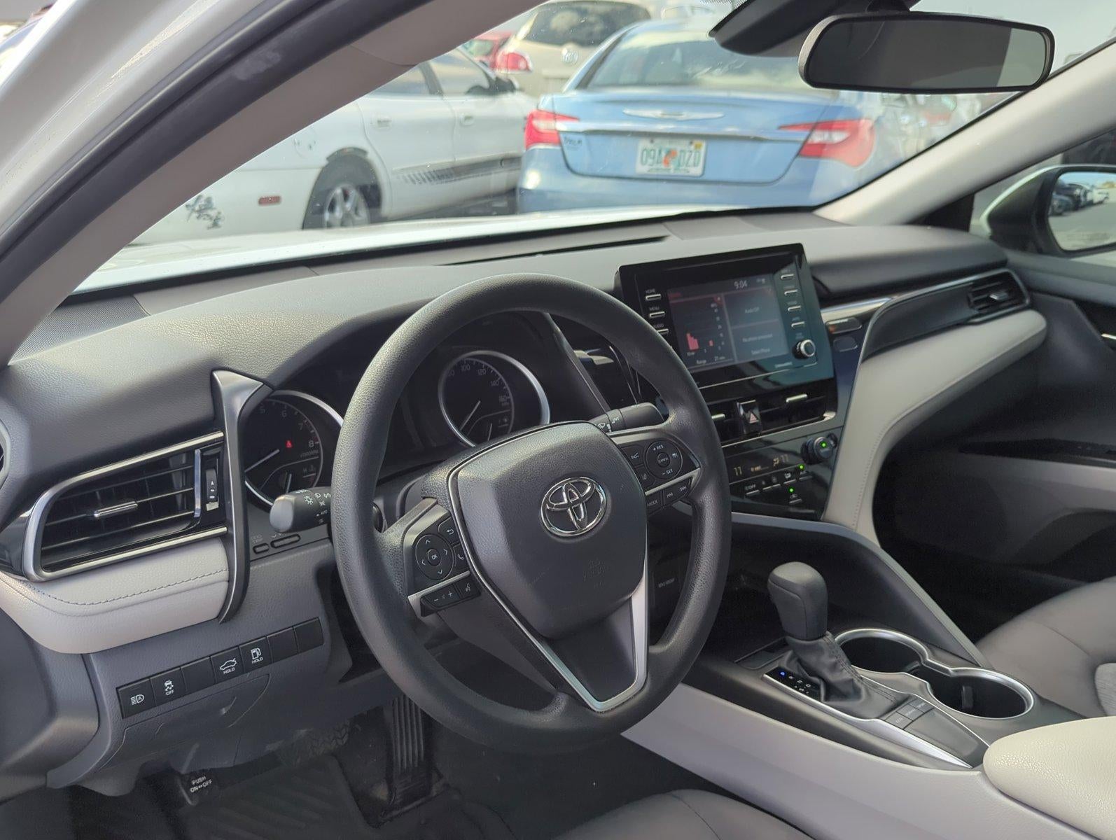 2022 Toyota Camry LE Auto (SE)