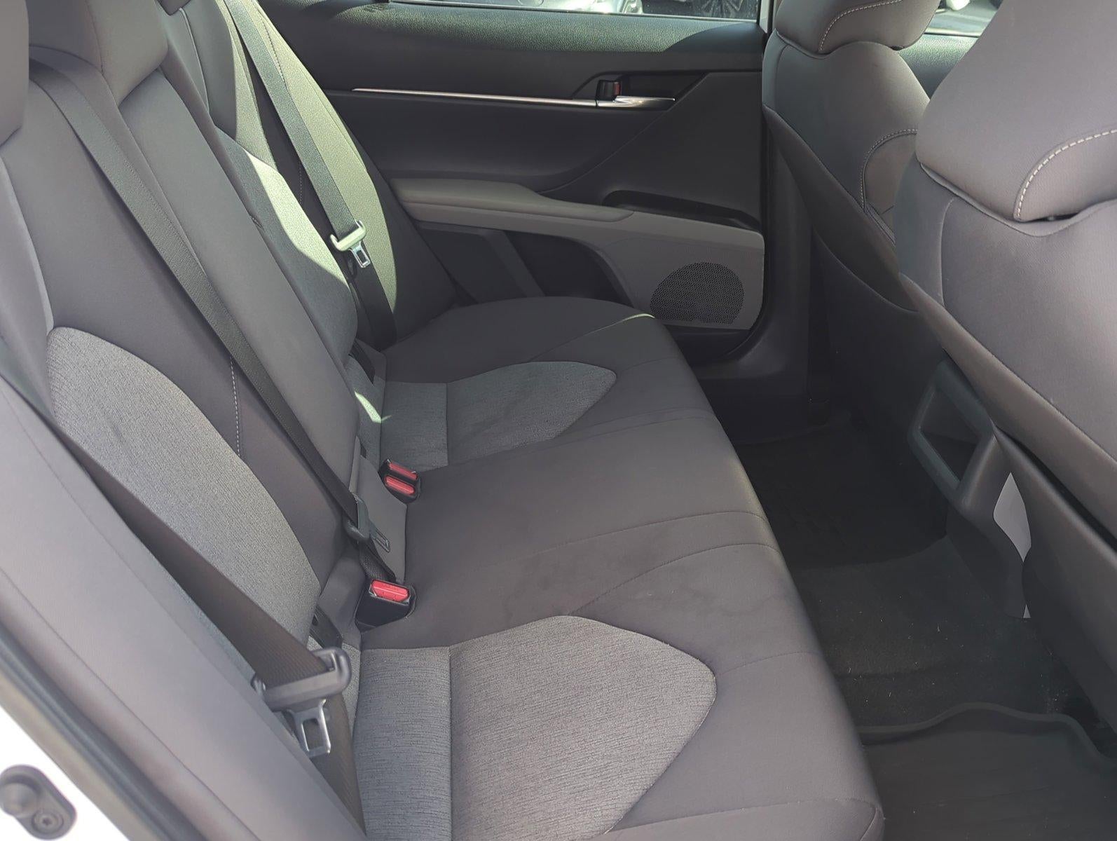 2022 Toyota Camry LE Auto (SE)