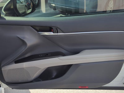 2022 Toyota Camry LE Auto (SE)