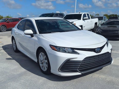 2022 Toyota Camry LE Auto (SE)