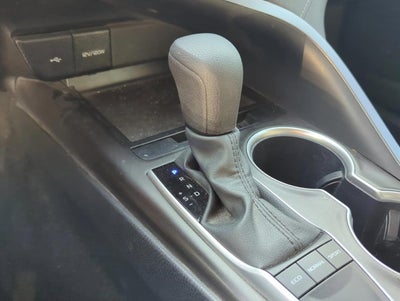 2024 Toyota Camry LE Auto (SE)