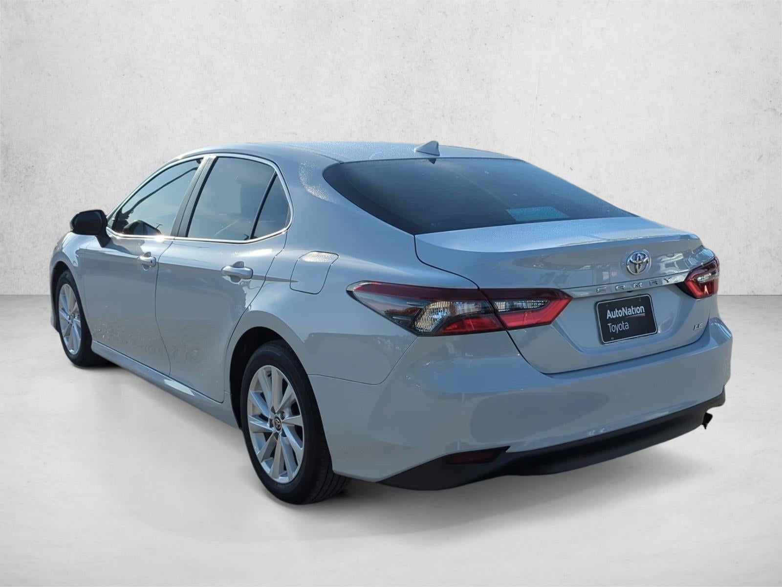 2024 Toyota Camry LE Auto (SE)