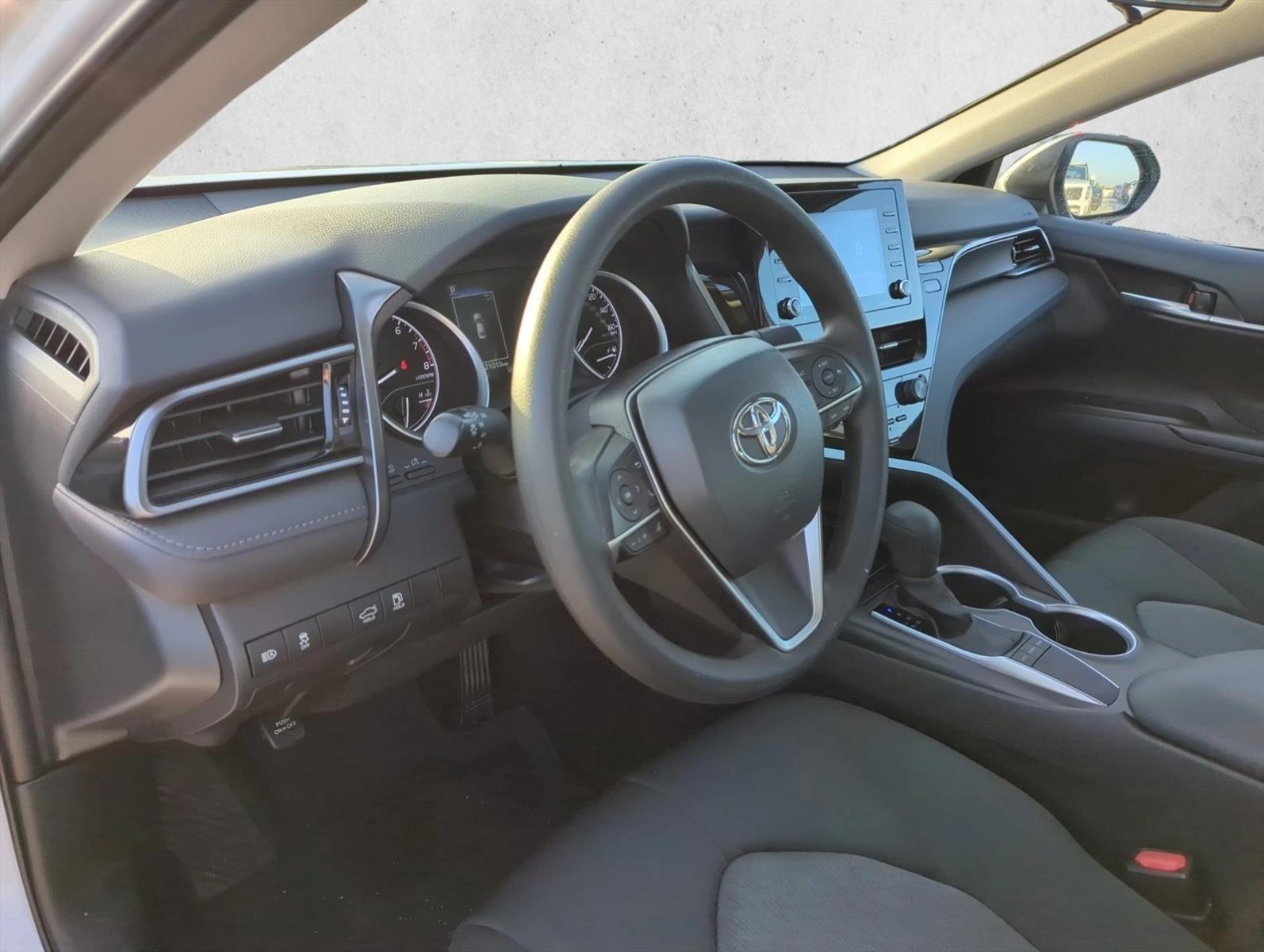 2024 Toyota Camry LE Auto (SE)