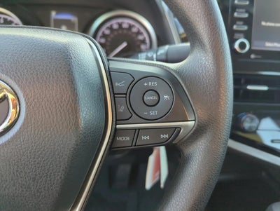 2024 Toyota Camry LE Auto (SE)