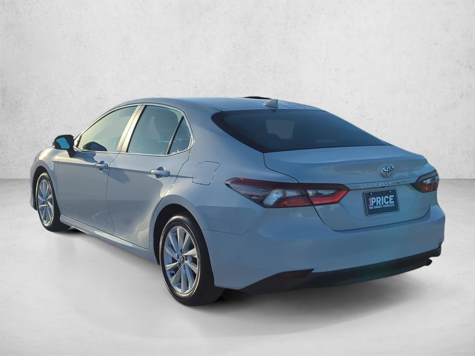 2024 Toyota Camry LE Auto (SE)