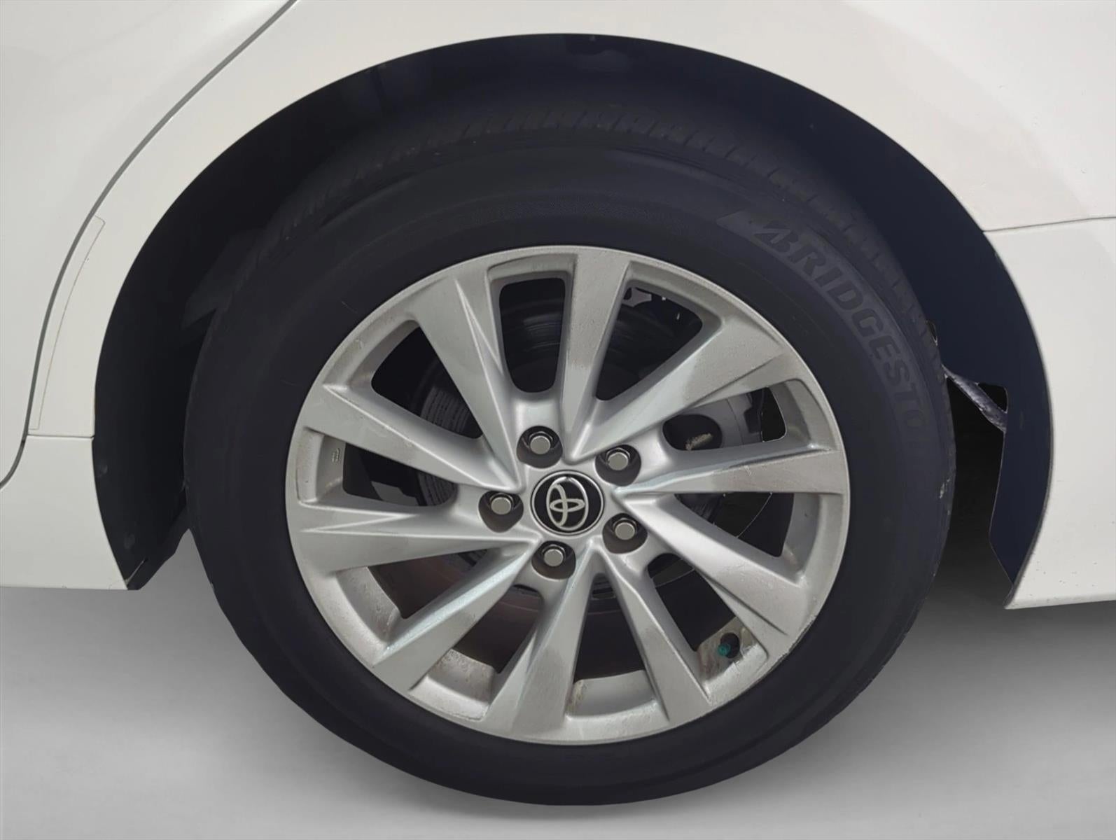 2022 Toyota Camry LE Auto (SE)