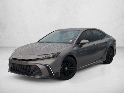 2025 Toyota Camry SE (Natl)