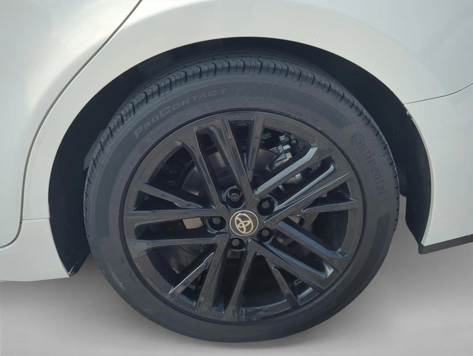 2026 Toyota Camry SE (SE)