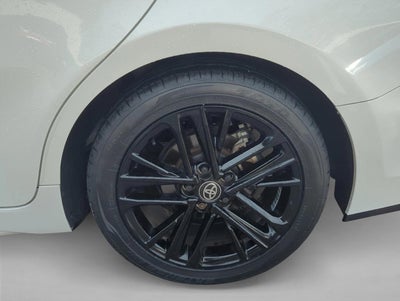 2025 Toyota Camry SE (Natl)