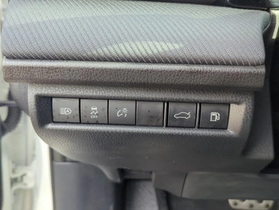 2025 Toyota Camry SE (Natl)