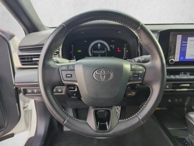 2025 Toyota Camry SE (Natl)