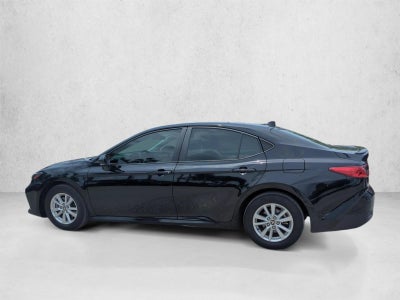 2025 Toyota Camry LE (Natl)