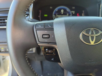 2025 Toyota Camry SE (SE)