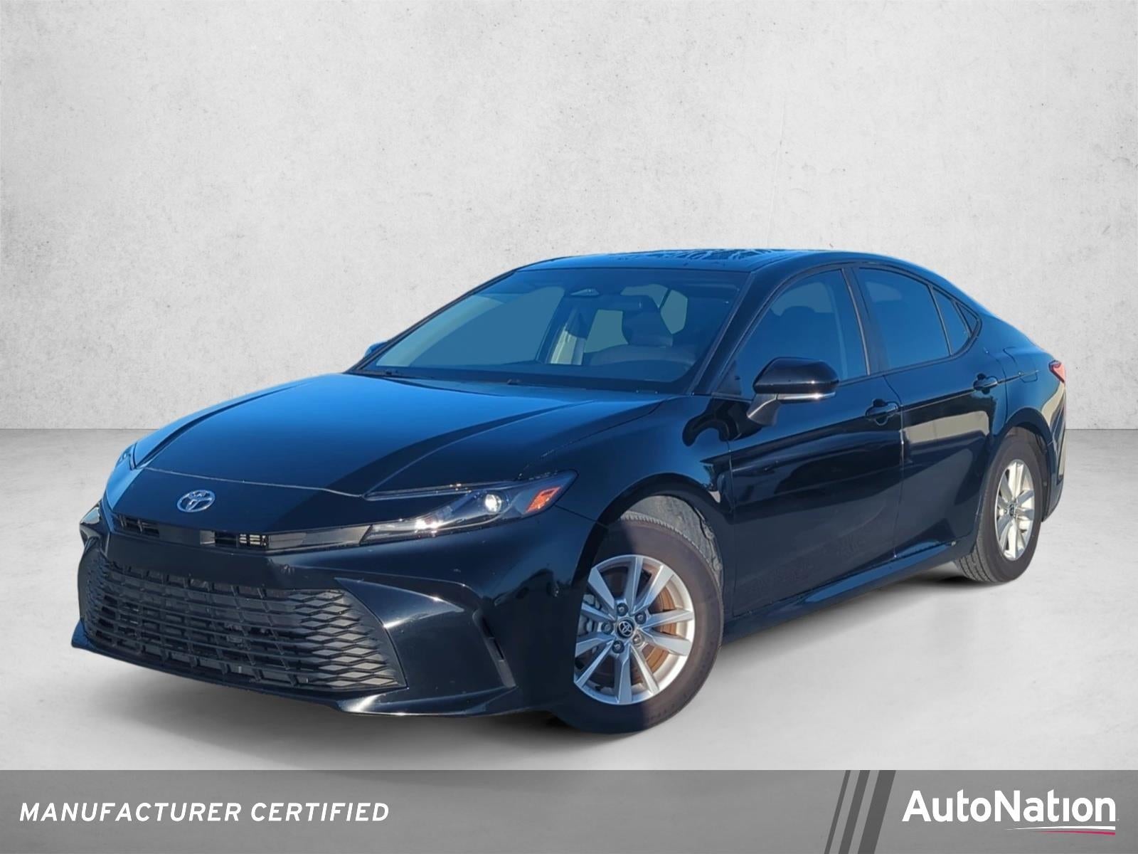 2025 Toyota Camry LE (Natl)