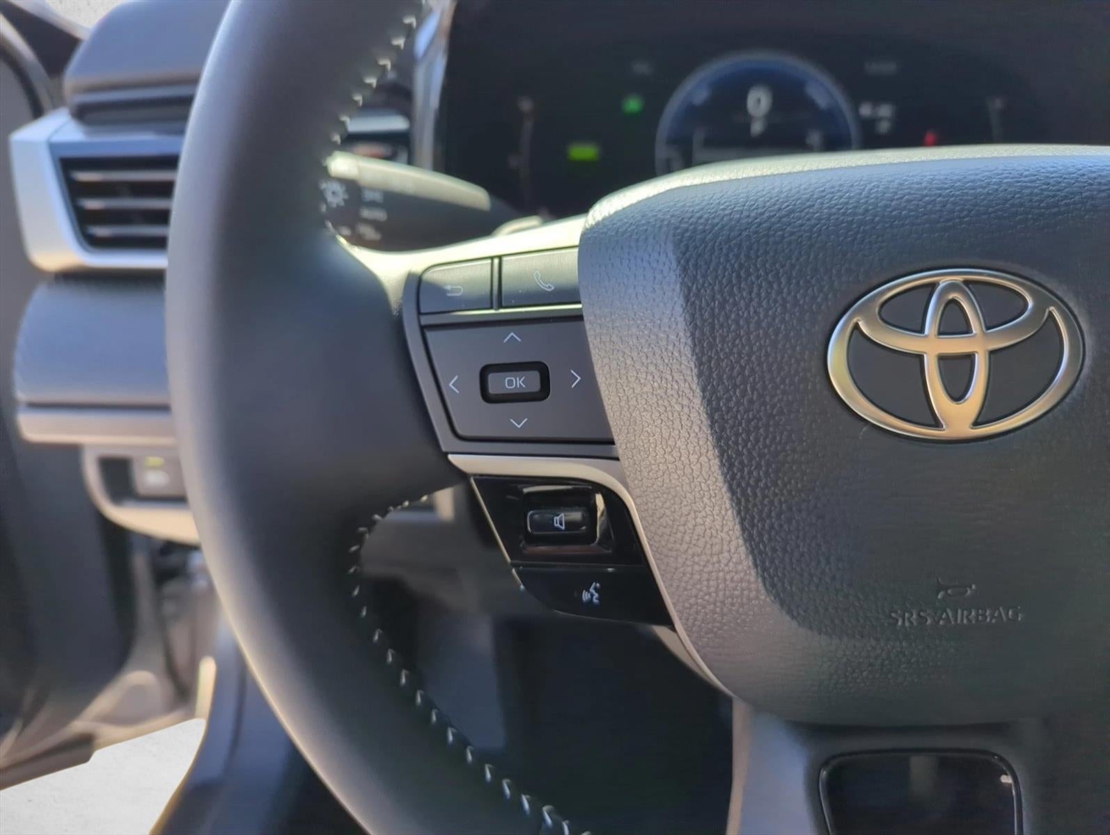 2026 Toyota Camry SE (SE)