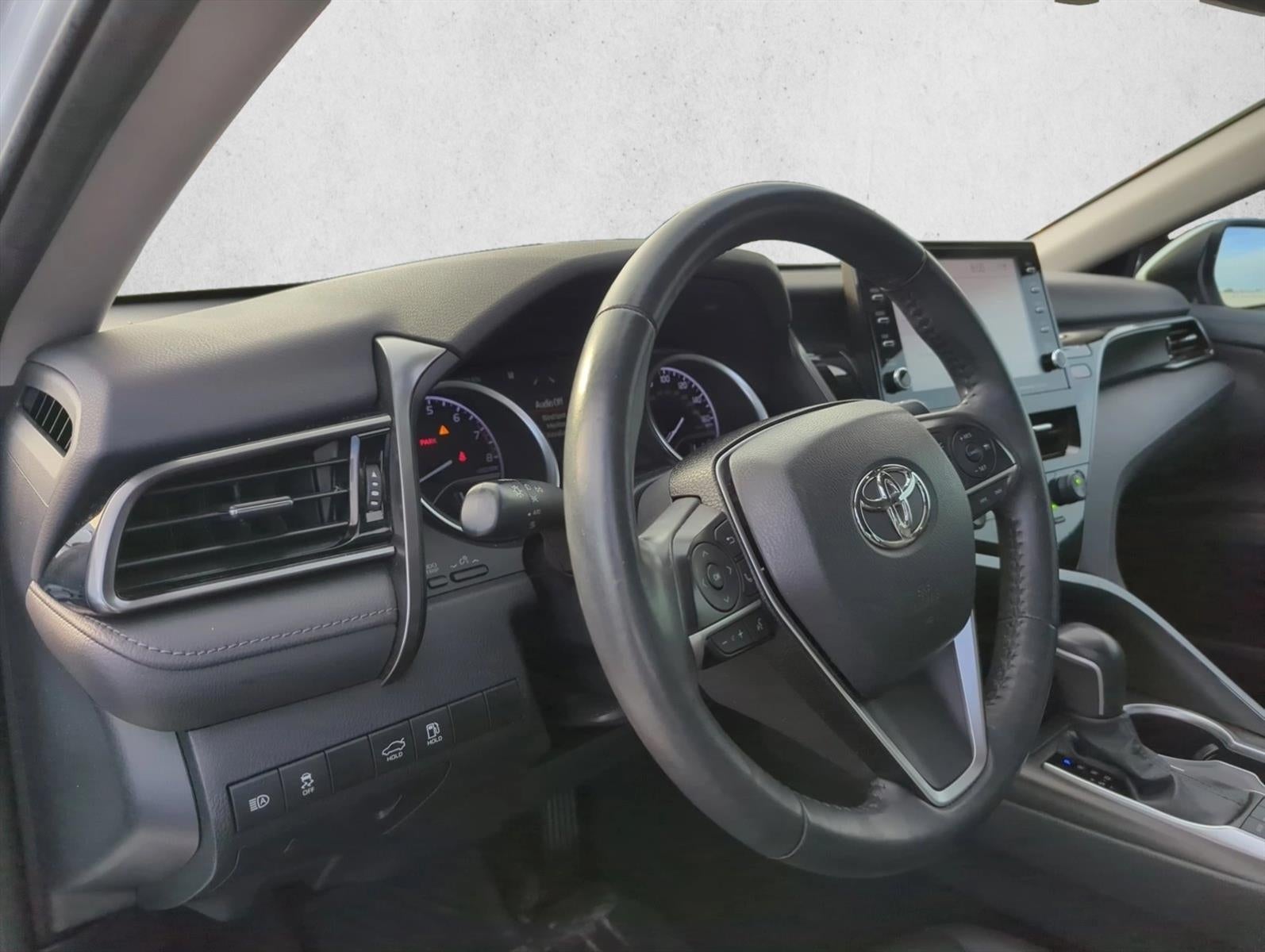 2023 Toyota Camry XLE Auto (SE)