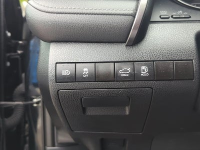 2023 Toyota Camry SE Auto (SE)